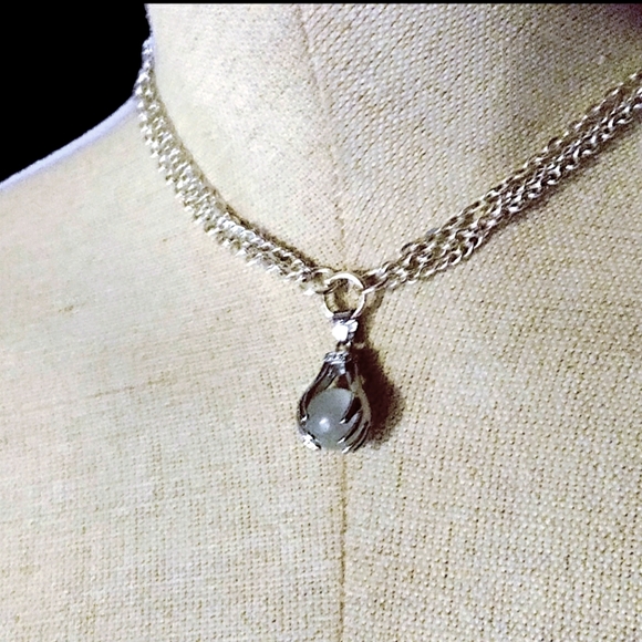 Necklace - Picture 2 of 3